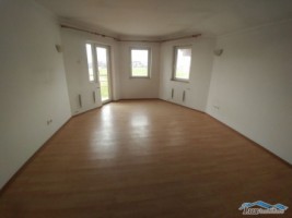 lux-imobiliare-vinde-casa-in-satu-nou-de-sus-1