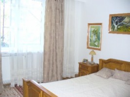 apartament-cu-3-camere-de-inchiriat-2