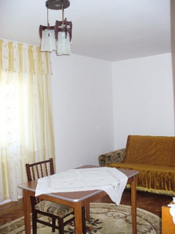 apartament-4-camere-zona-bdmihai-eminescu-0