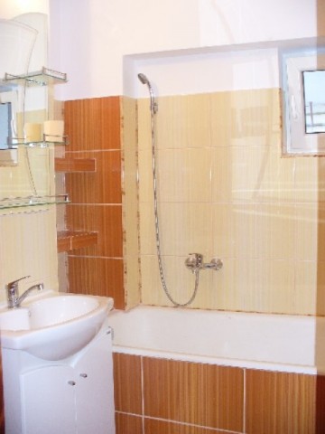 apartament-4-camere-zona-bdmihai-eminescu-3