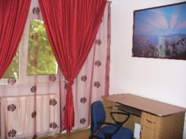 apartament-cu-4-camere-de-inchiriat-3