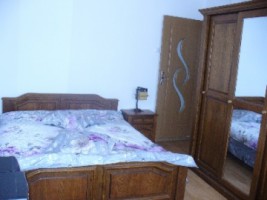 apartament-cu-4-camere-de-inchiriat-2