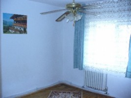 apartament-cu-4-camere-de-inchiriat-2