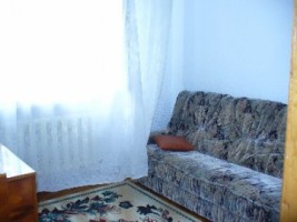 apartament-cu-3-camere-de-inchiriat-2