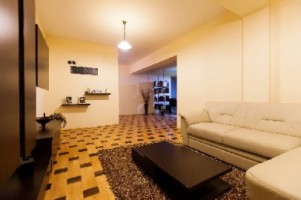 apartament-2-camere-zona-ultracentrala-0