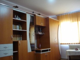 apartament-cu-3-camere-de-inchiriat-1