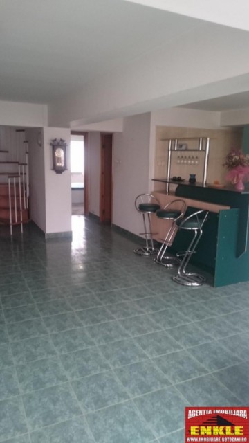 apartament-4-camere-zona-marchian-2