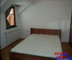 inchiriez-apartament-3-camere-la-casa-zona-ultracentrala-2