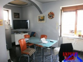 inchiriez-apartament-4-camere-la-casazona-centrala-4