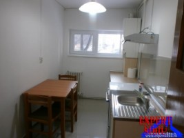 inchiriez-apartament-3-camere-decomandat-zona-mihai-viteazul-0