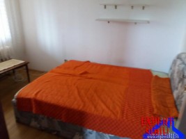 inchiriez-apartament-3-camere-decomandatezona-ciresica-2