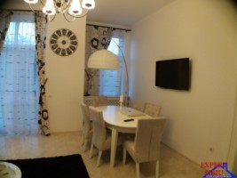 inchiriez-apartament-2-camere-de-lux-la-vila-zona-centrala-4