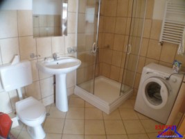 inchiriez-apartament-3-camererenovat-zona-interex-6