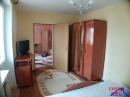 inchiriez-apartament-2-camere-renovat-zona-terezian-1