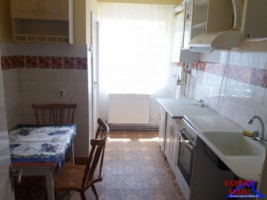 inchiriez-apartament-3-camere-decomandate-zona-ciresica-3