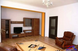 inchiriez-apartament-2-camere-la-casarenovatzona-ultracentral-1