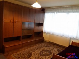 inchiriez-apartament-3-camere-semidecomandate-zona-p-ta-rahovei-0