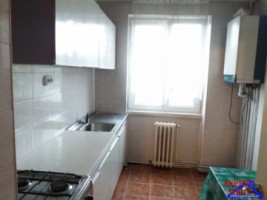 inchiriez-apartament-3-camere-semidecomandate-zona-p-ta-rahovei-3