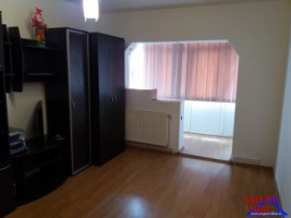 inchiriez-apartament-2-camere-renovat-zona-vasile-aaron-5