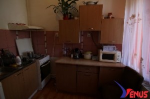 de-vanzare-apartament-in-casa-situat-in-carei-jud-satu-mare-2