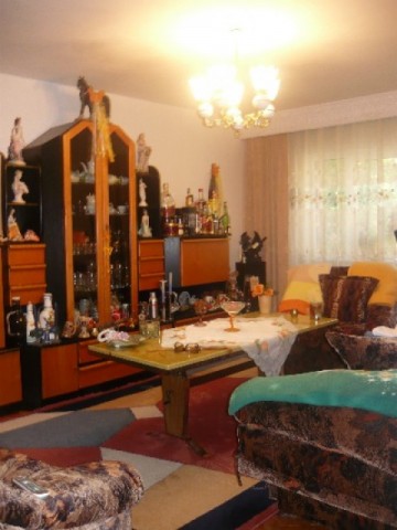 apartament-cu-3-camere-de-vanzare-in-alba-alba-iulia-0