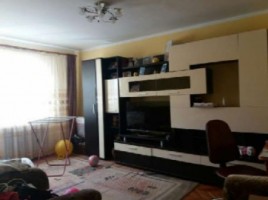 apartament-cu-2-camere-decomandat-etaj02