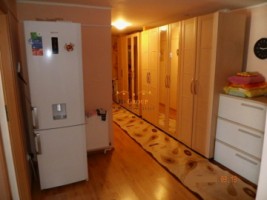 apartament-3-camere-decomandat-80-mp-nicolina-4