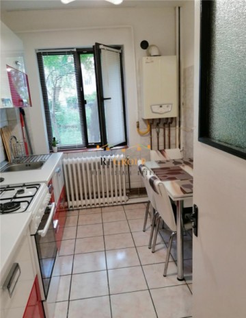 apartament-2-camere-podu-ros-4