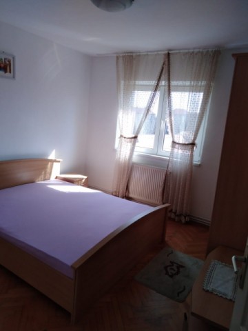 apartament-cu-2-camere-decomandat-zona-scoala-de-inot-5