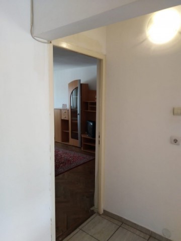 apartament-cu-2-camere-decomandat-zona-scoala-de-inot-7