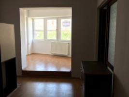 apartament-spatios-pe-doua-nivele-centru-alba-iulia