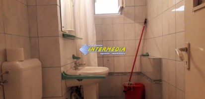 apartament-3-camere-de-inchiriat-cetate-7