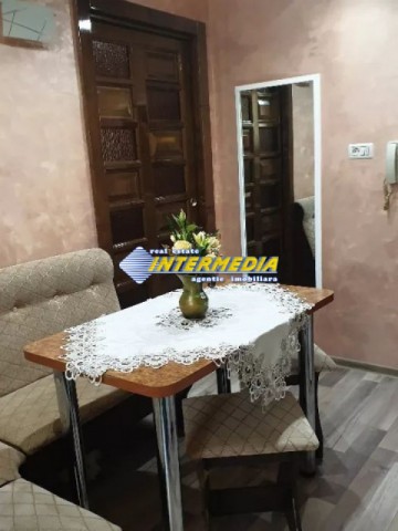 apartament-2-camere-de-vanzare-finisat-mobilat-si-utilat-cetate