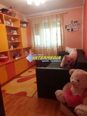 apartament-2-camere-de-vanzare-finisat-mobilat-si-utilat-cetate-5