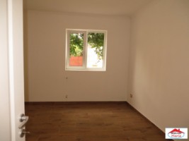 casa-semicentrala-cu-2-apartamente-id-21514-4
