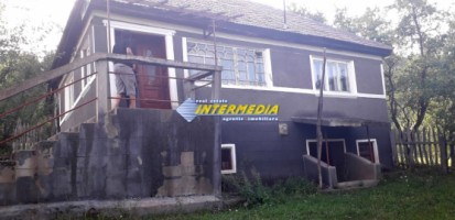casa-si-teren-20000mp-la-3km-de-paclisa