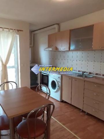 garsoniera-finisata-si-mobilata-de-vanzare-zona-centru