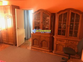 apartament-2-camere-de-inchiriat-in-cetate-mobilat-si-utilat-etaj-2-2
