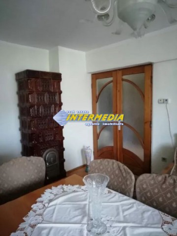 apartament-3-camere-de-vanzare-centru-ultracentral-1