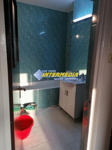 apartament-3-camere-decomandat-finisat-si-mobilat-de-vanzare-ultracentral-in-centru-11