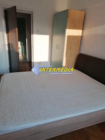apartament-3-camere-decomandat-finisat-si-mobilat-de-vanzare-ultracentral-in-centru-15