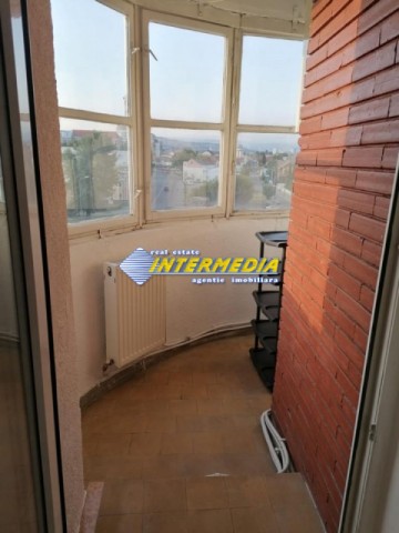 apartament-3-camere-decomandat-finisat-si-mobilat-de-vanzare-ultracentral-in-centru-17