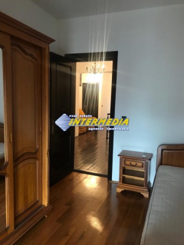 vila-dpe-de-inchiriat-in-alba-iulia-zona-cetate-350-mp-si-teren-600-mp-67