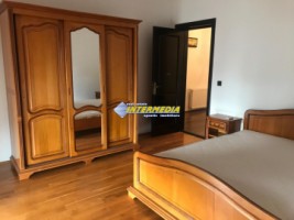 vila-dpe-de-inchiriat-in-alba-iulia-zona-cetate-350-mp-si-teren-600-mp-69