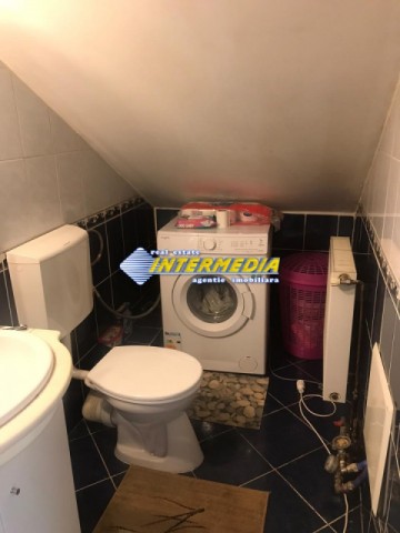 garsoniera-finisata-mobilata-utilata-de-vanzare-in-cetate-zona-bulevard-3