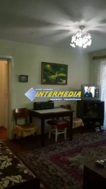 apartament-2-camere-de-vanzare-cetate-etaj-1-6