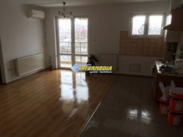 apartament-3-camere-de-vanzare-centru-1