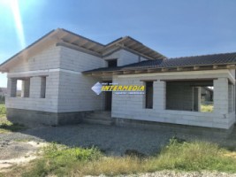 casa-noua-de-vanzare-la-rosu-in-alba-iulia-cu-geamuri-termopan-7