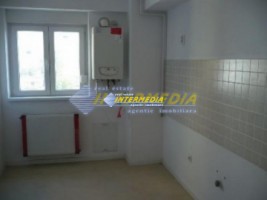 2-camere-de-vanzare-centru-bloc-nou-etaj-2