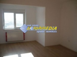 2-camere-de-vanzare-centru-bloc-nou-etaj-2-8